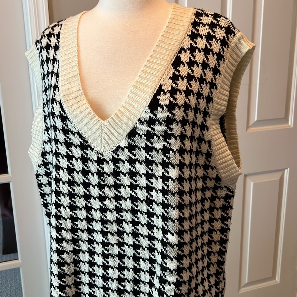 Double Zero Vest - image 2